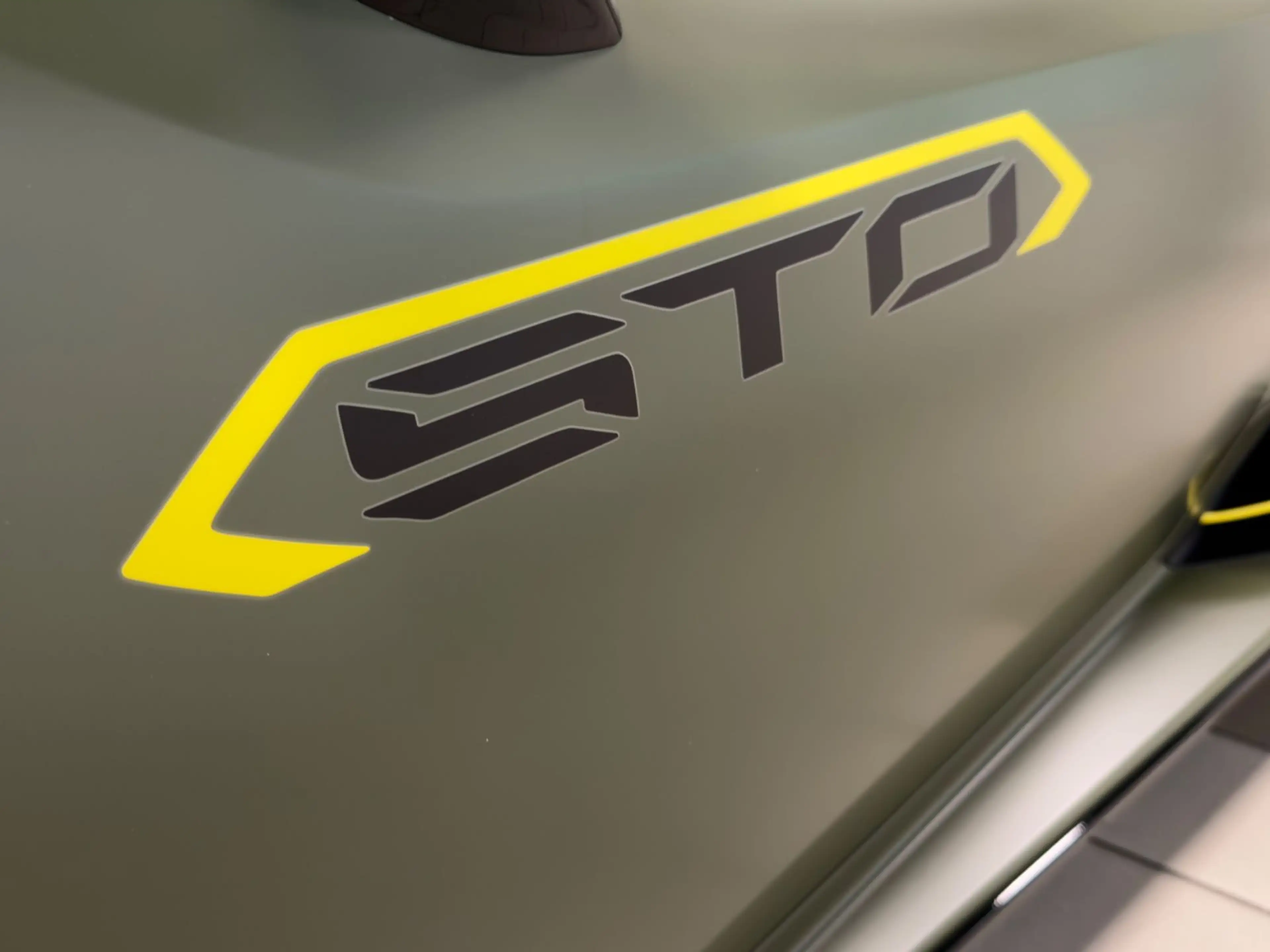 Lamborghini Huracán HURACAN STO AD PERSONUM SPECIAL CARBON LIFT FULL — photo 14