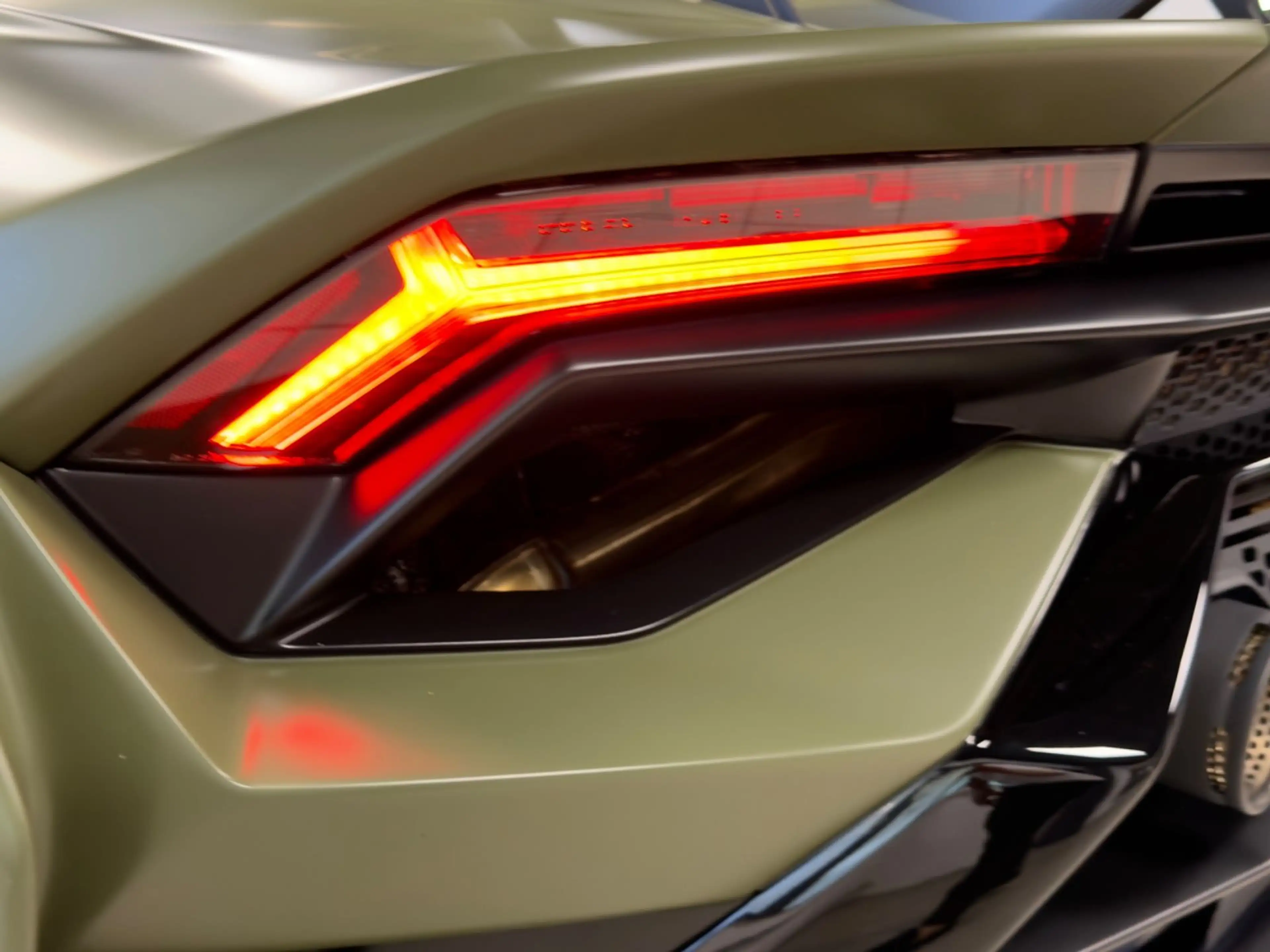 Lamborghini Huracán HURACAN STO AD PERSONUM SPECIAL CARBON LIFT FULL — photo 12