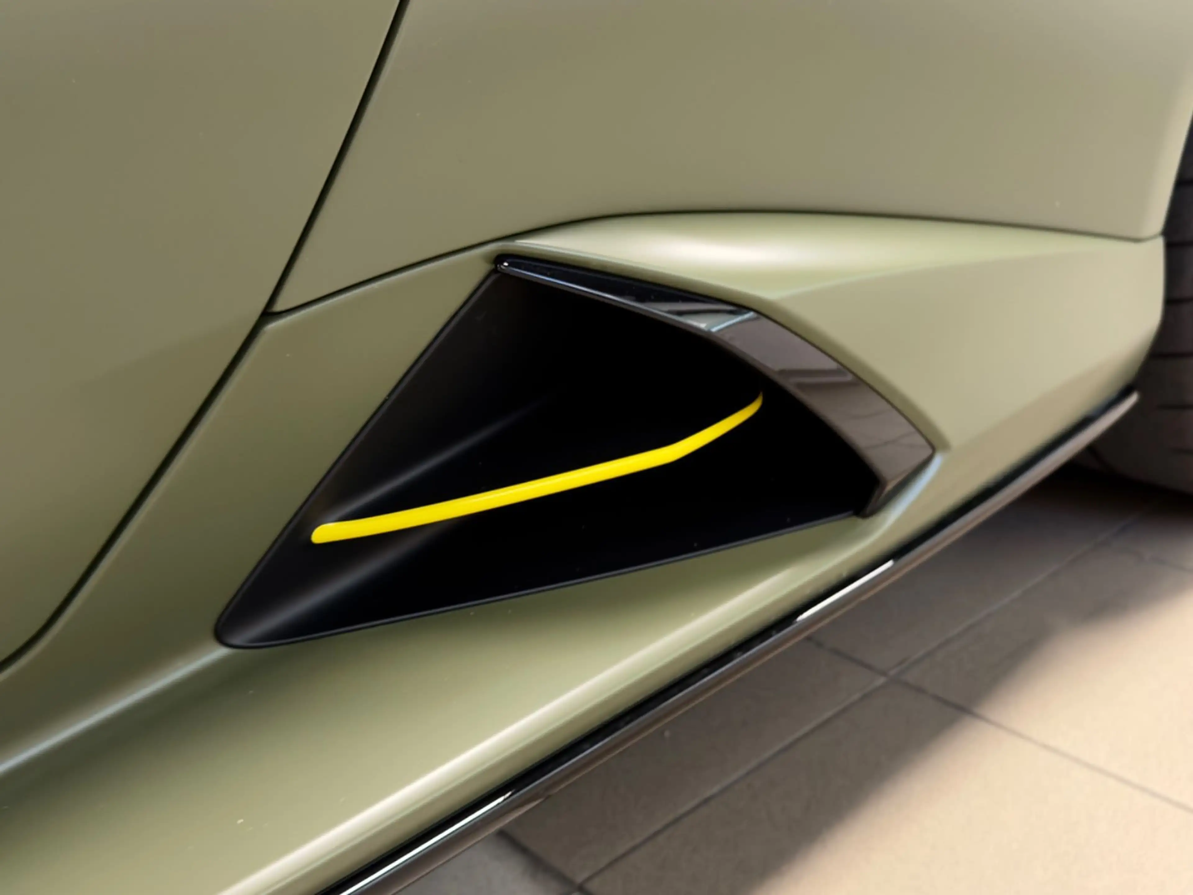 Lamborghini Huracán HURACAN STO AD PERSONUM SPECIAL CARBON LIFT FULL — photo 13