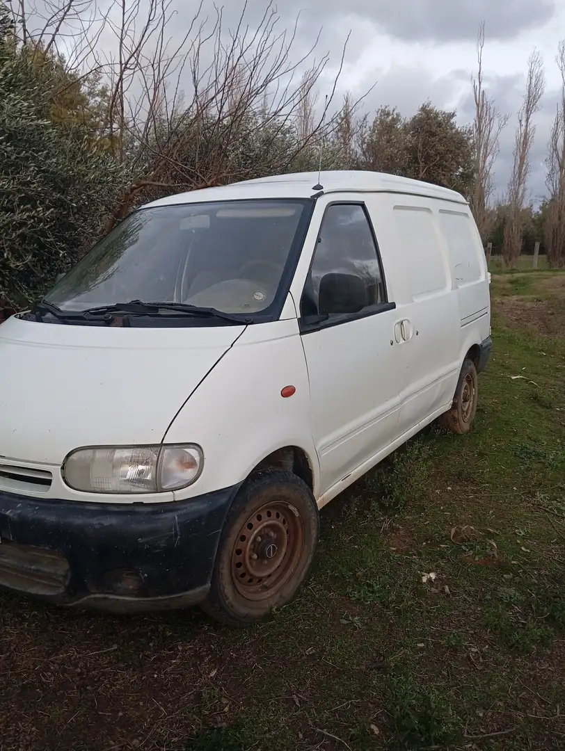 Nissan Vanette furgone 2.3 cargo Weiß - 1