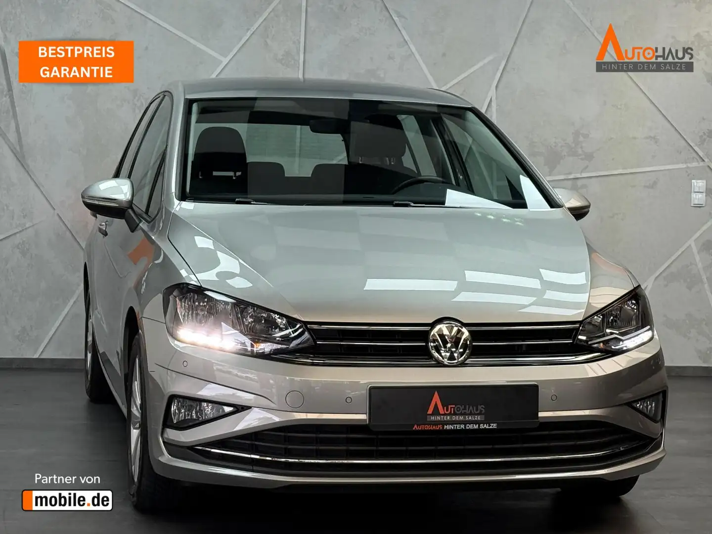 Volkswagen Golf Sportsvan Comfortline 1.0 TSI Silber - 1