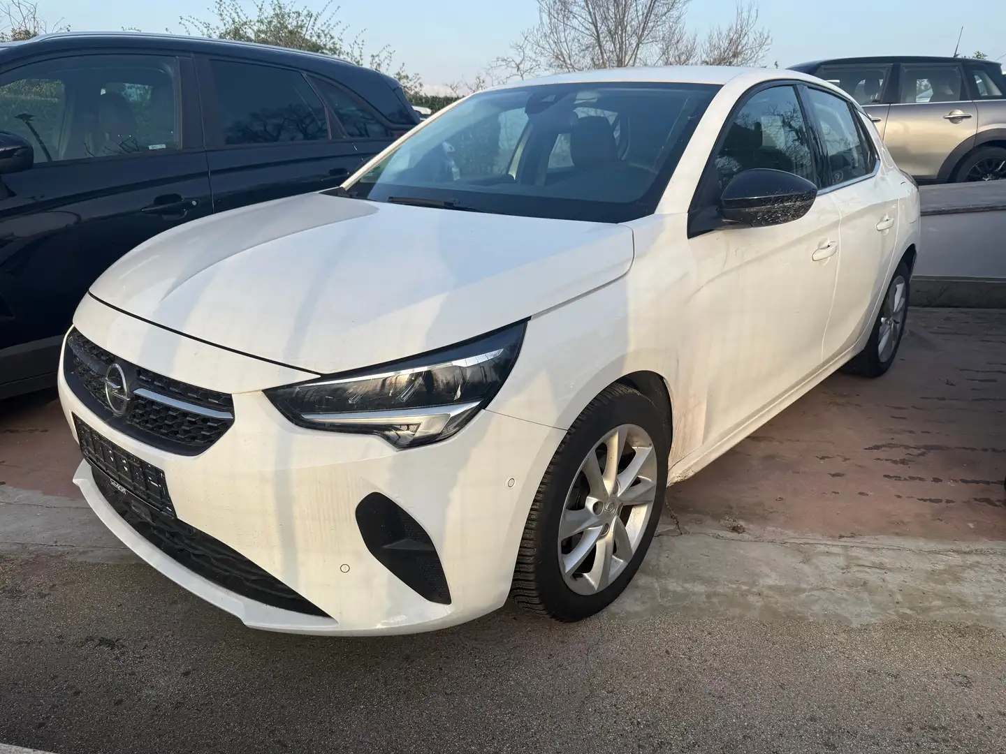 Opel Corsa Corsa 1.2 Elegance s Weiß - 1