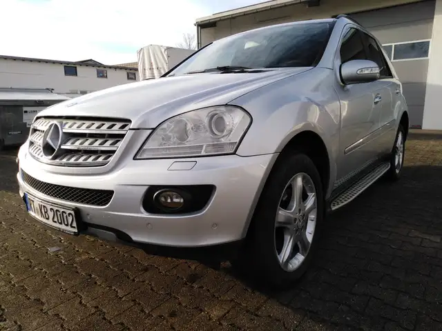 Mercedes-Benz ML 320 CDI - 4Matic-WEBASTO-AHK- TÜV NEU !!