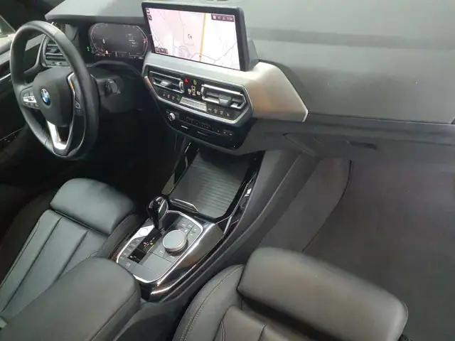 BMW X3 view 15