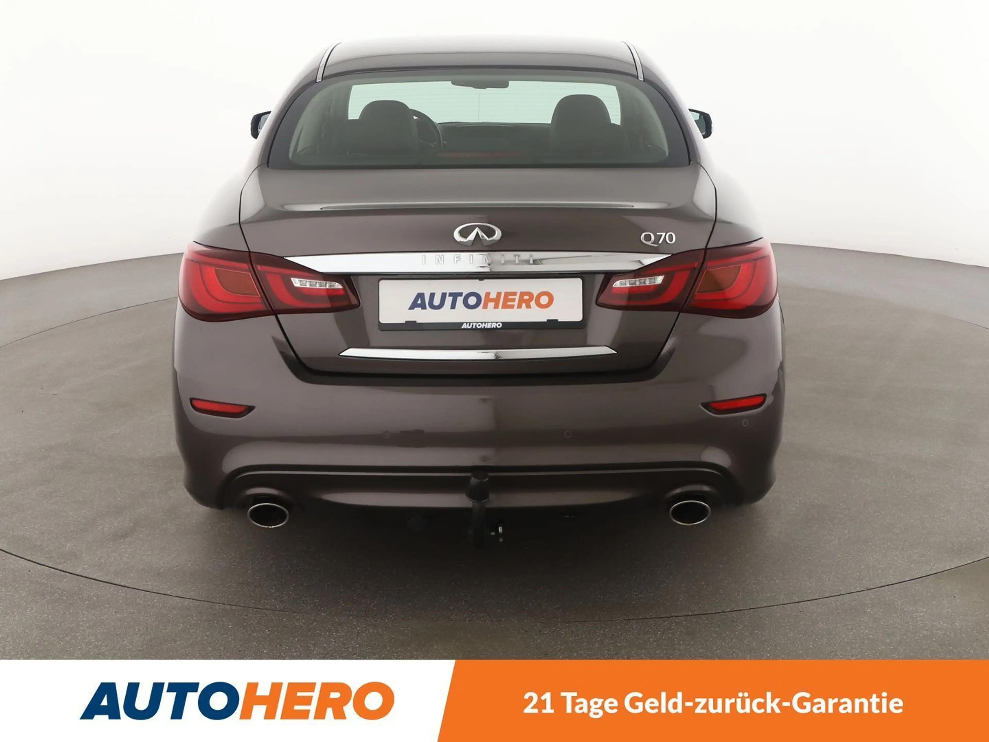 Infiniti Q70 2.2 Diesel Premium Tech Aut.*NAVI*ACC*360°*PDC*SHZ — photo 5