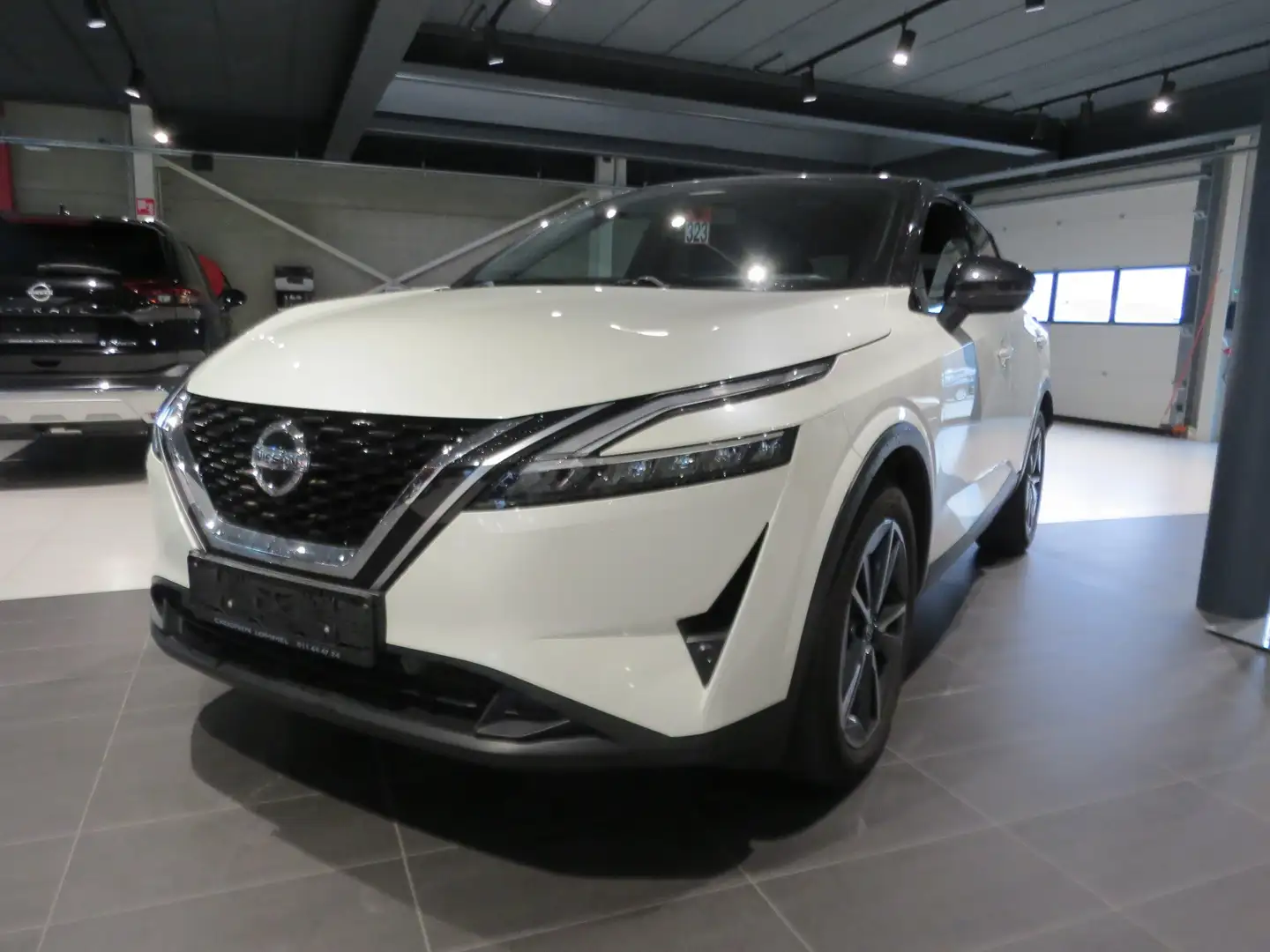 Nissan Qashqai Qashqai 1.3 DIG-T MHEV Xtronic Tekna Weiß - 1