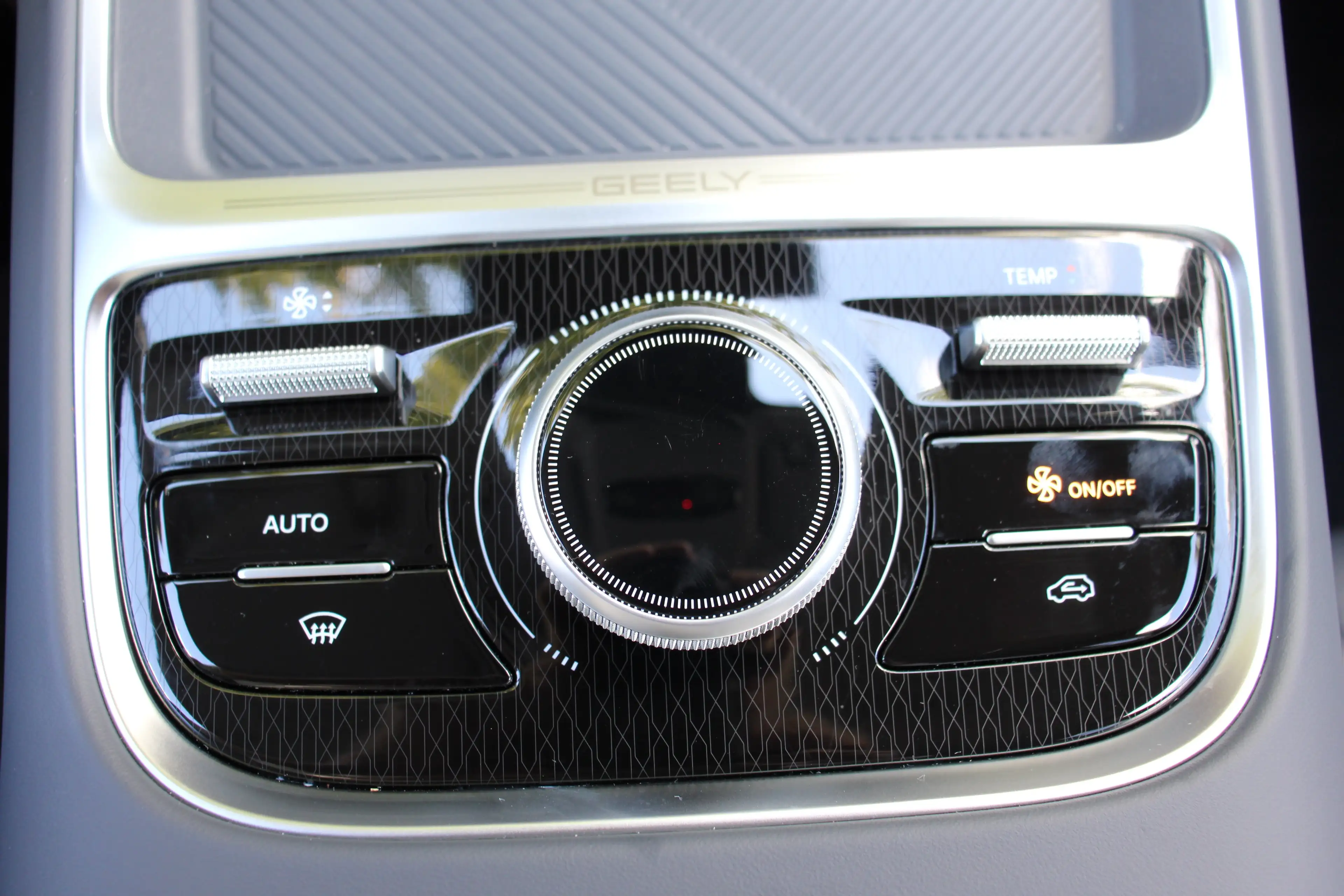 Geely Starray EM-i PRO DIRECT LEVERBAAR | ADAPTIVE CRUISE | 360 CAMER — photo 22