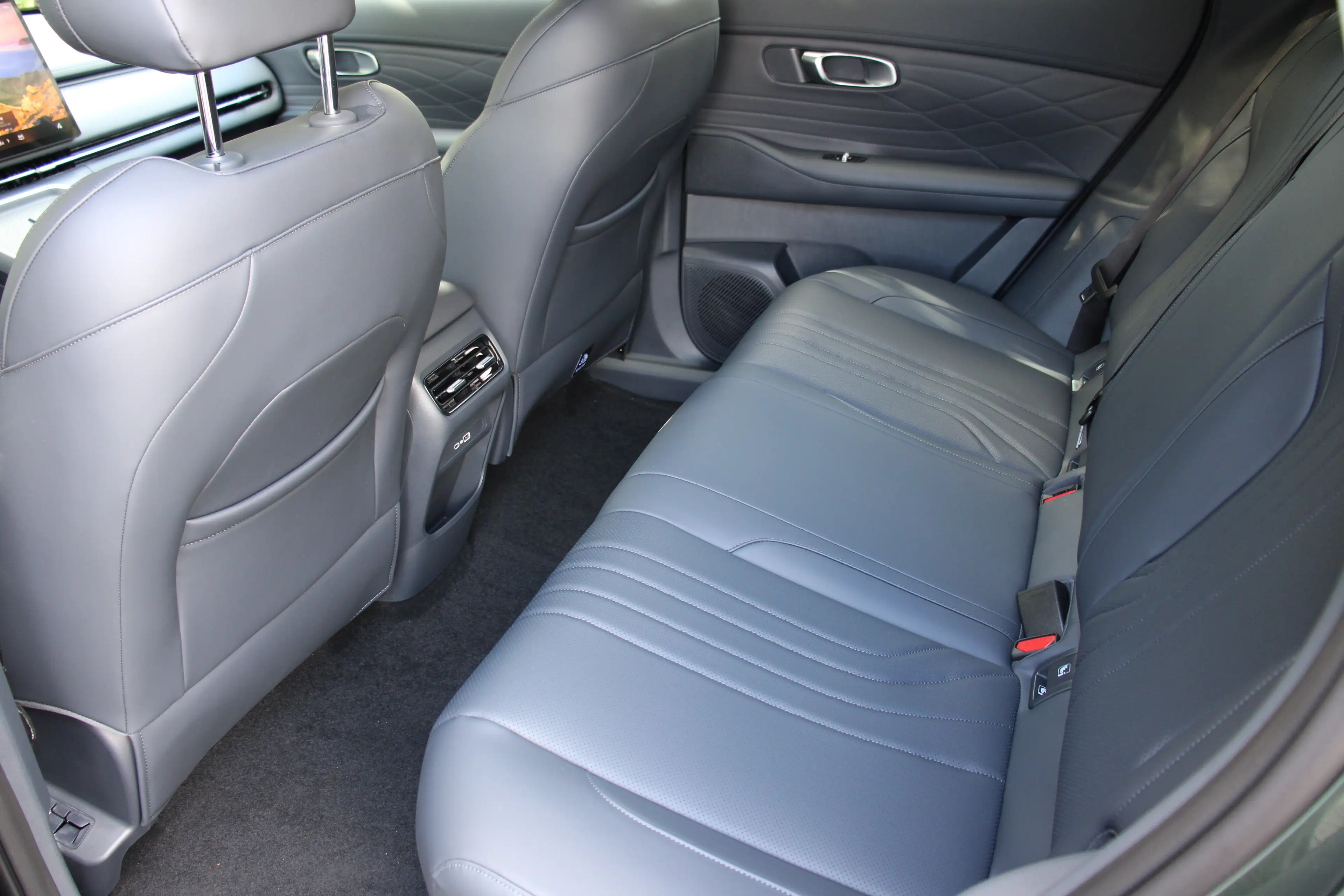 Geely Starray EM-i PRO DIRECT LEVERBAAR | ADAPTIVE CRUISE | 360 CAMER — photo 24