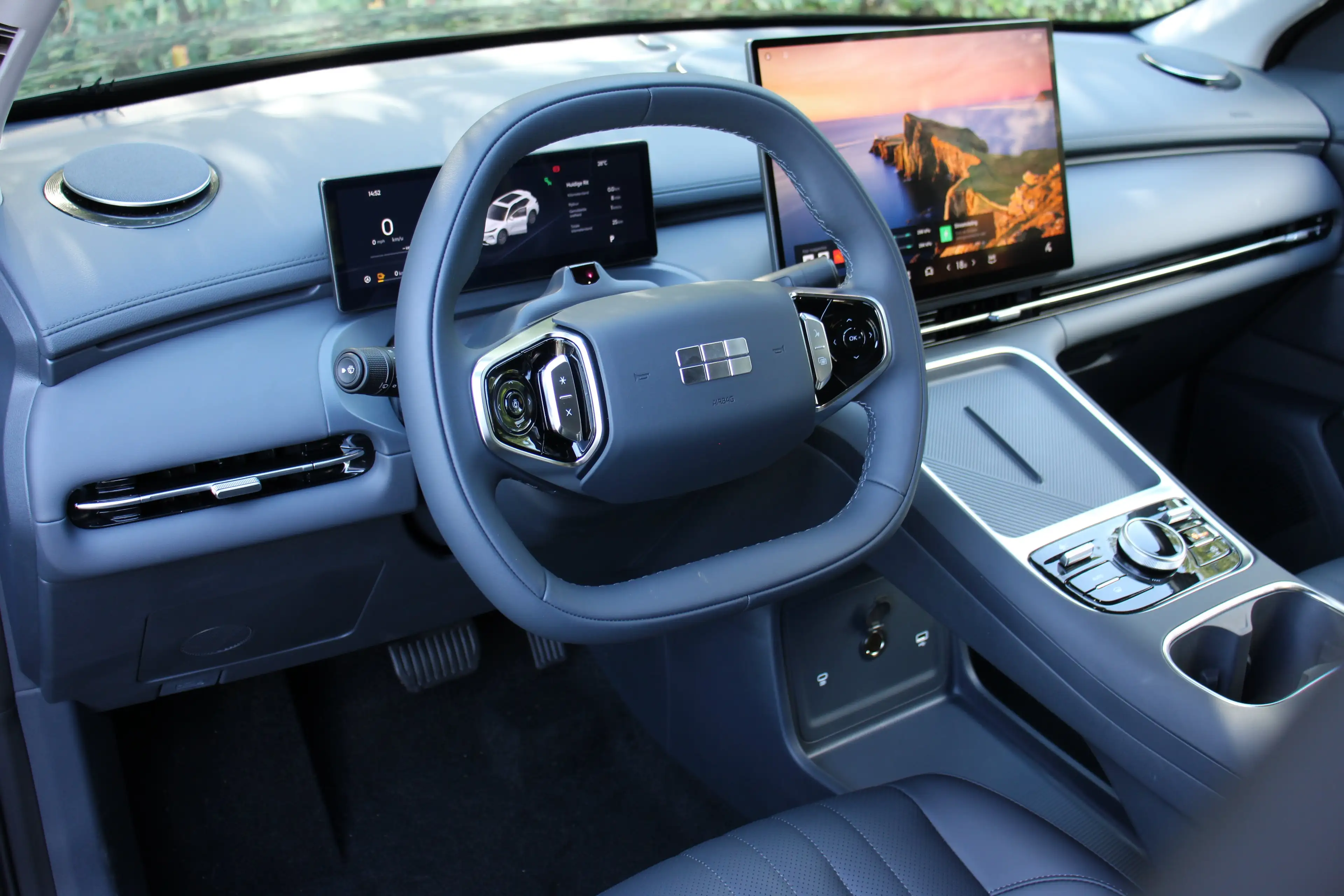 Geely Starray EM-i PRO DIRECT LEVERBAAR | ADAPTIVE CRUISE | 360 CAMER — photo 4