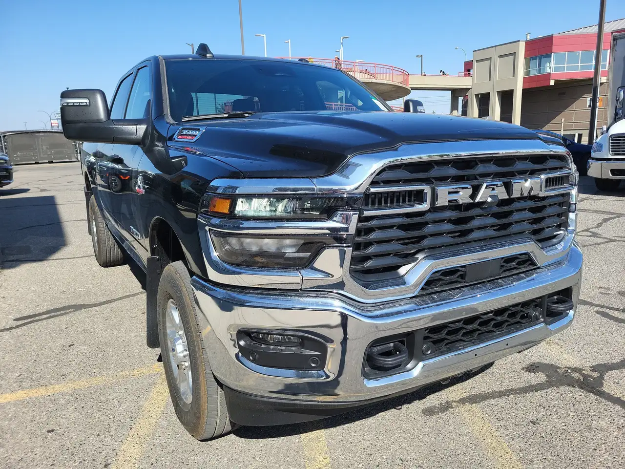 RAM 3500 снимка RAM 3500