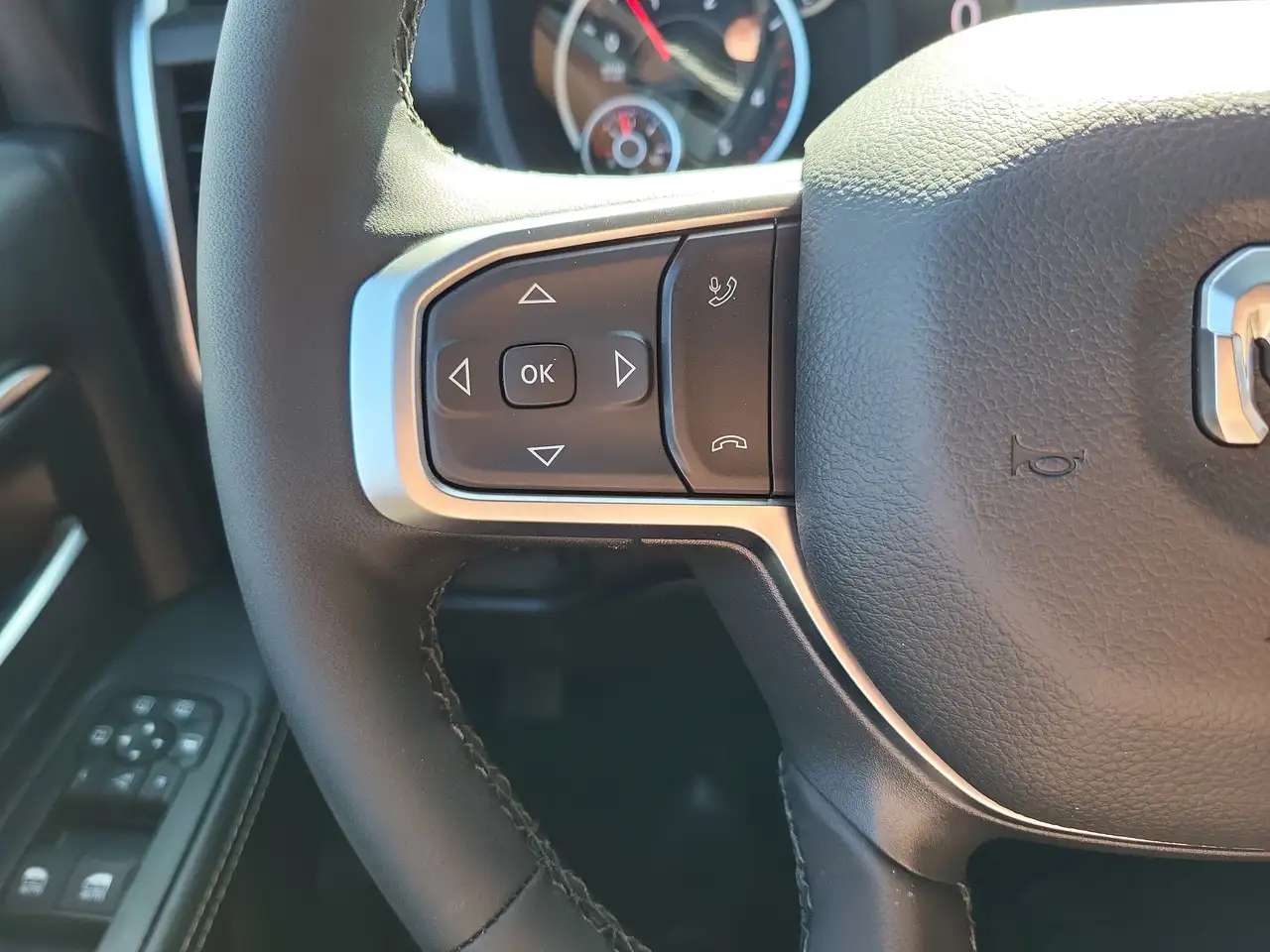 RAM 3500 снимка RAM 3500