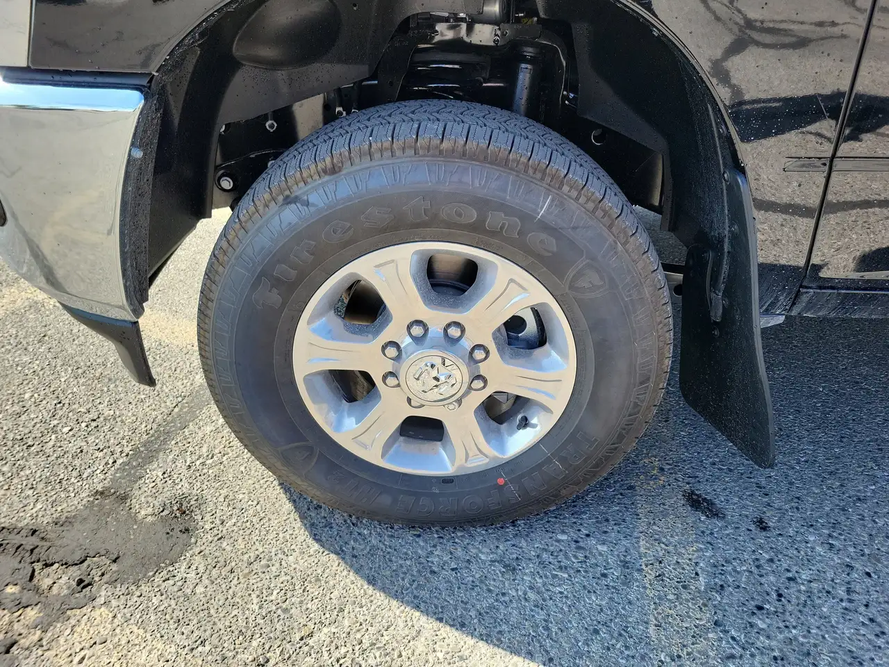 RAM 3500 снимка RAM 3500