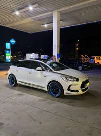 Hybrid4 EGS6 SportChic