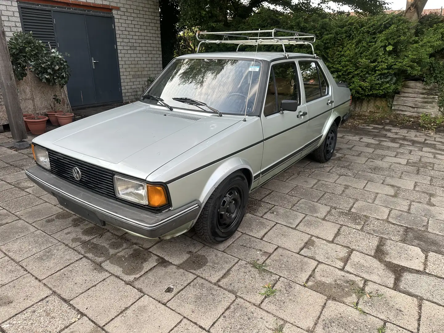 Volkswagen Jetta 1..6 D MK1 bj 6-1981 Green - 1