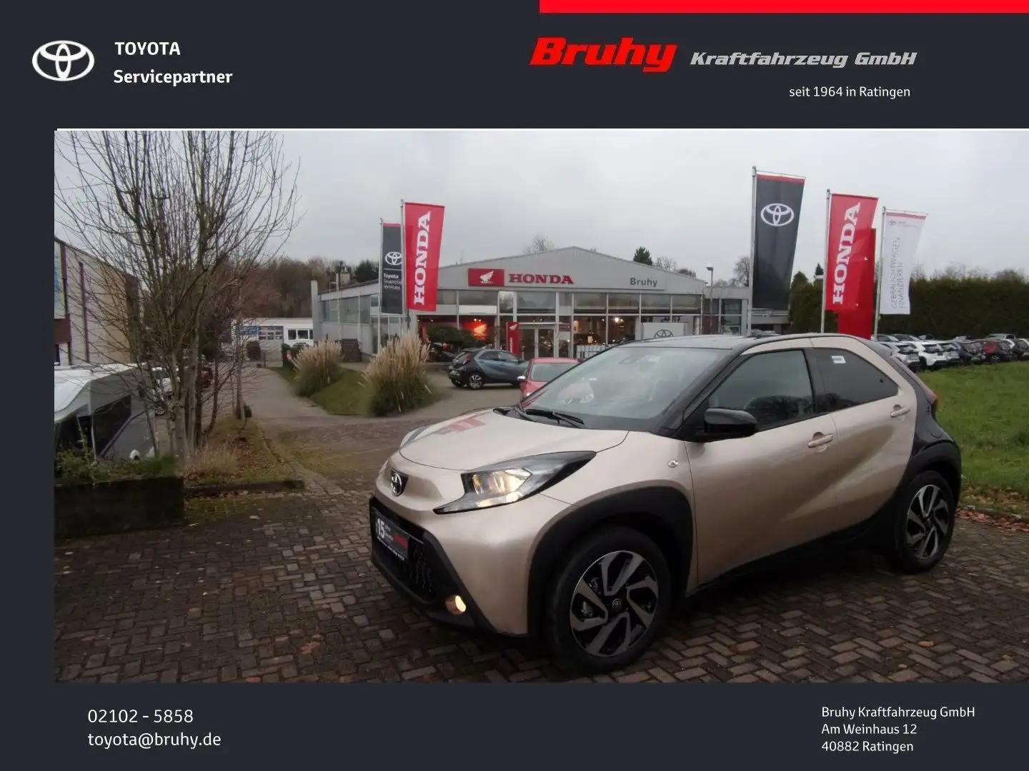 Toyota Aygo X S-CVT Teamplayer Sitzheizung V Grijs - 1