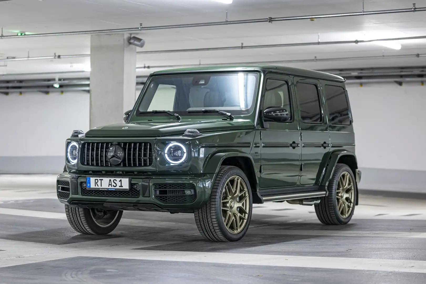Mercedes-Benz G 63 AMG Manufaktur|Tiefgrün|Superior|Carbon|360 Grün - 1
