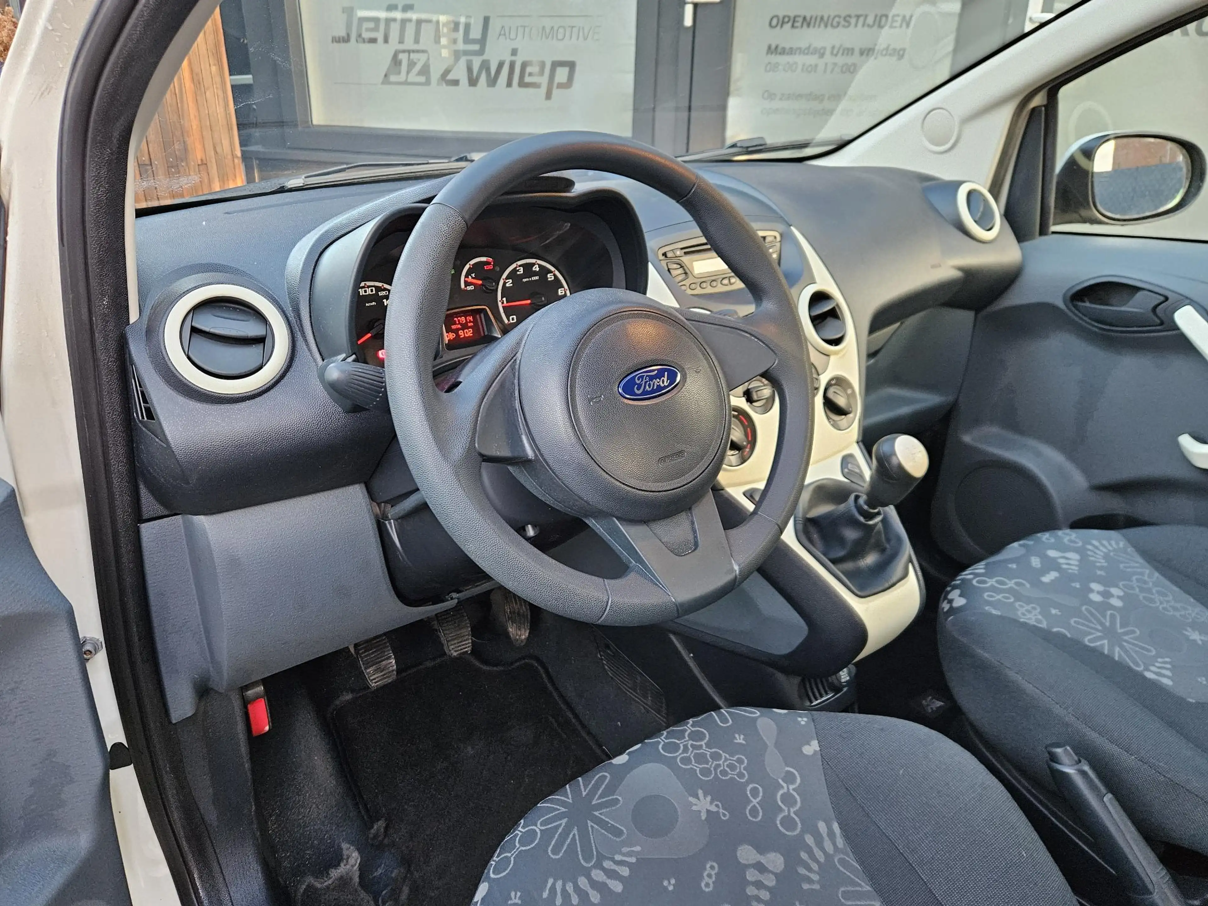Ford Ka/Ka+ 1.2 Cool & Sound start/stop — photo 10