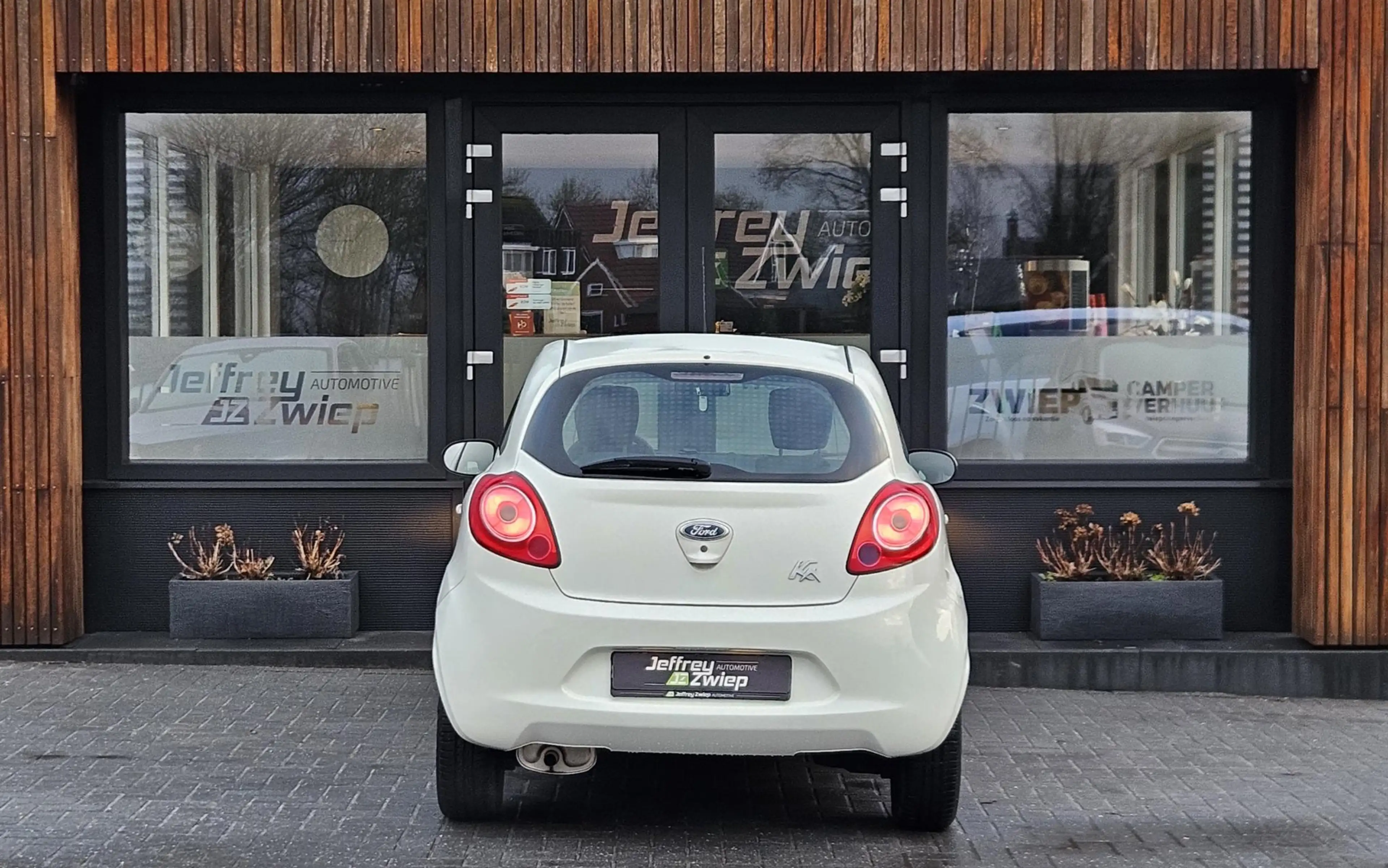 Ford Ka/Ka+ 1.2 Cool & Sound start/stop — photo 8