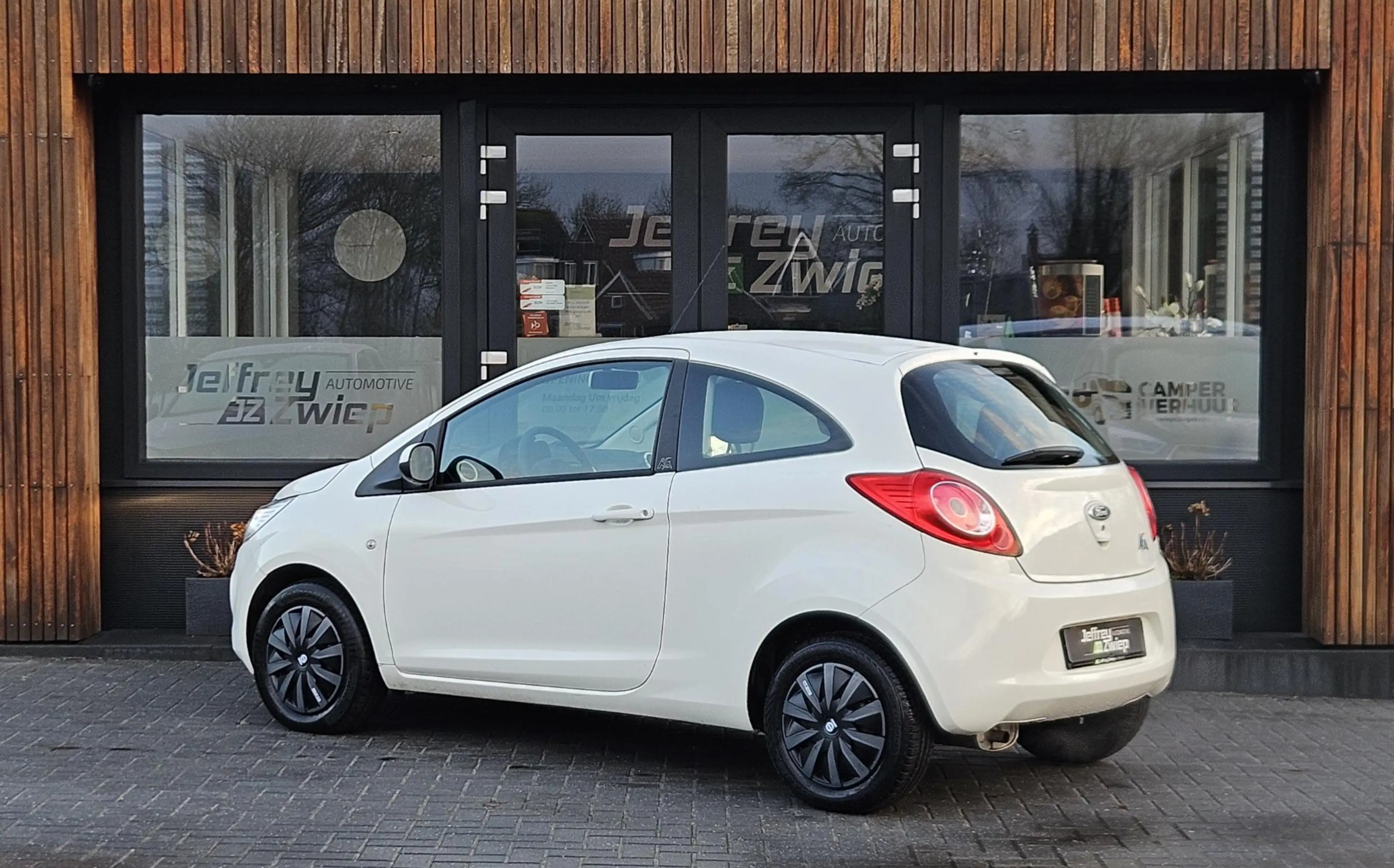 Ford Ka/Ka+ 1.2 Cool & Sound start/stop — photo 3