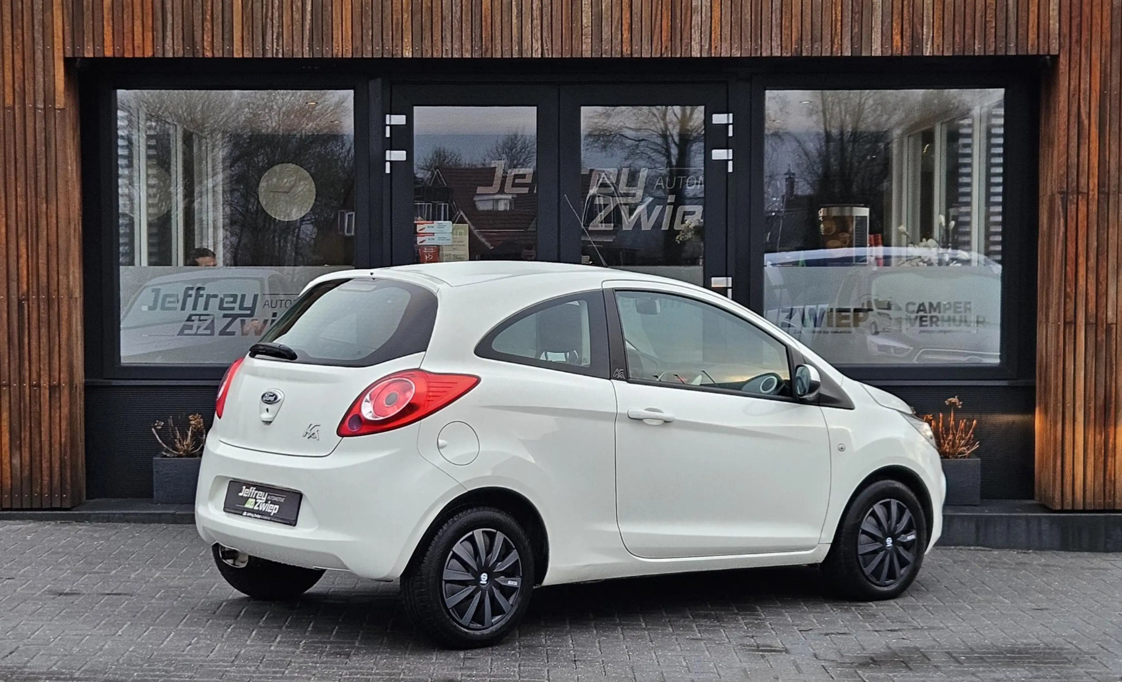 Ford Ka/Ka+ 1.2 Cool & Sound start/stop — photo 4
