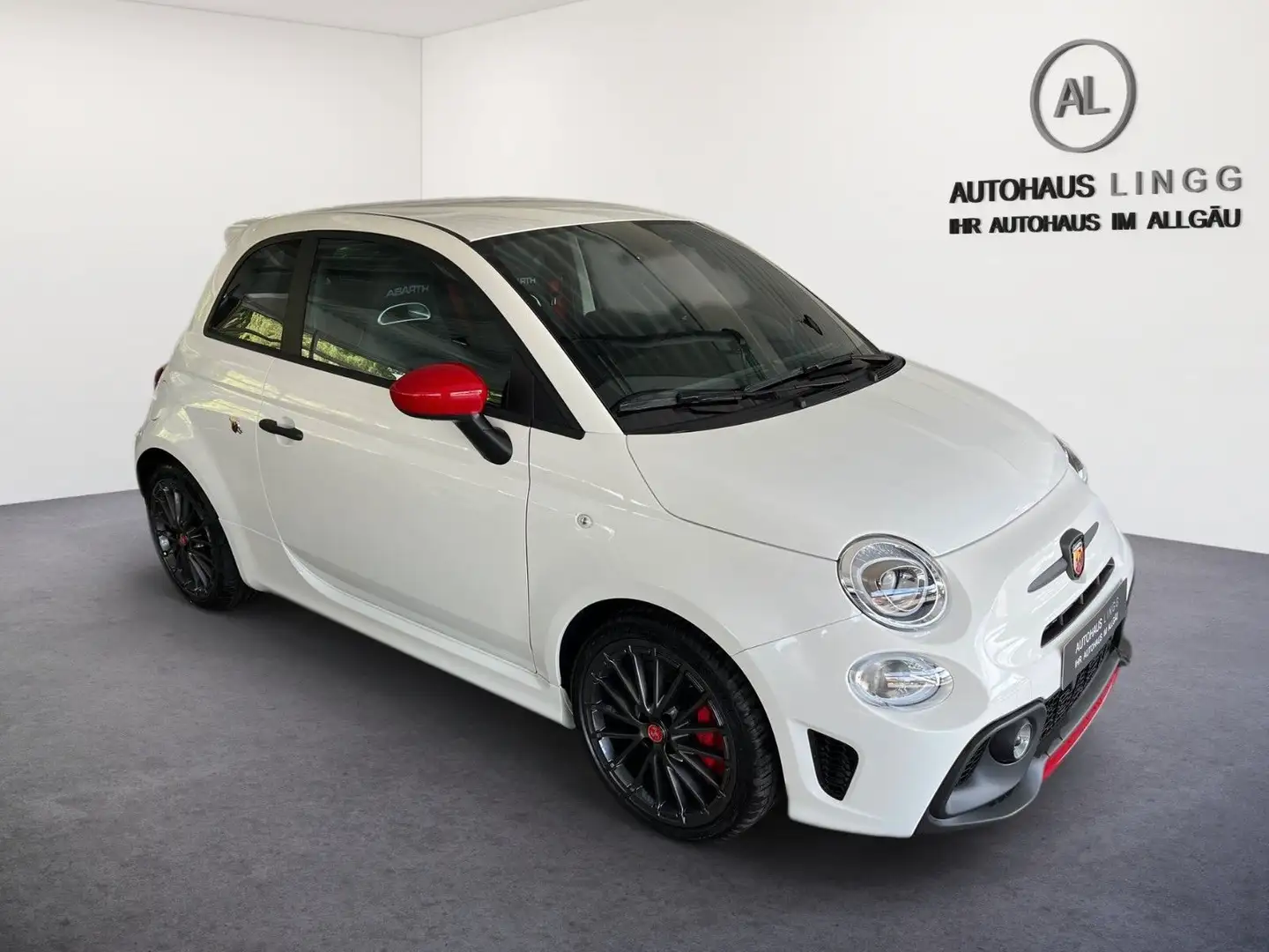 Abarth 695 TURISMO 1.4 180 PS/LEDER/TECH PA/ Wit - 2