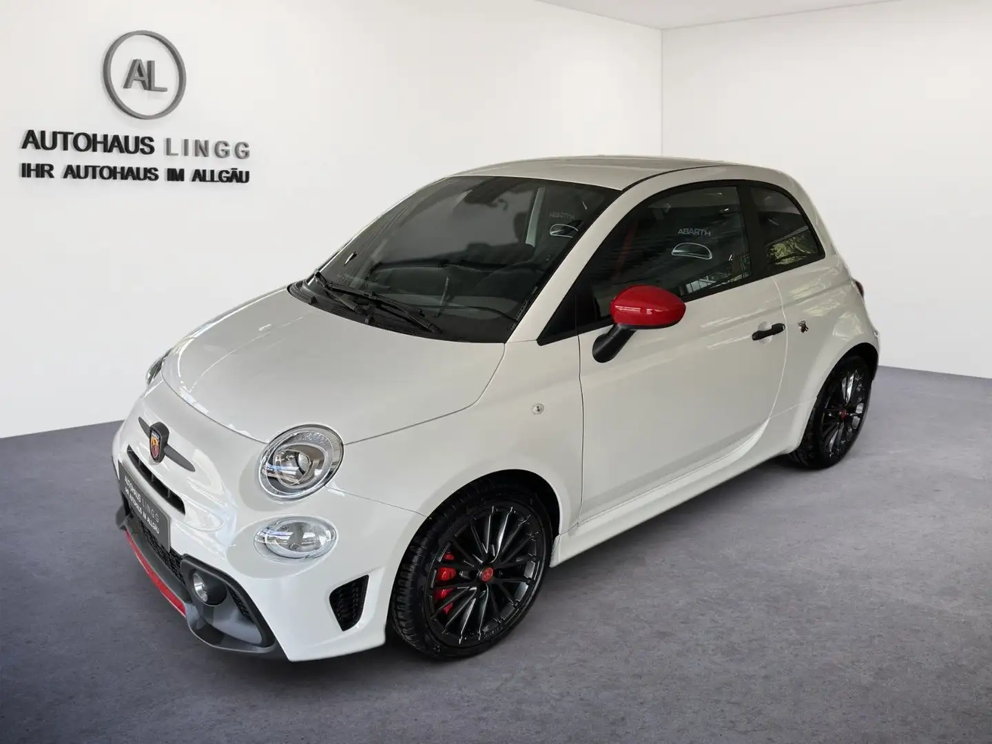 Abarth 695 TURISMO 1.4 180 PS/LEDER/TECH PA/ Wit - 1