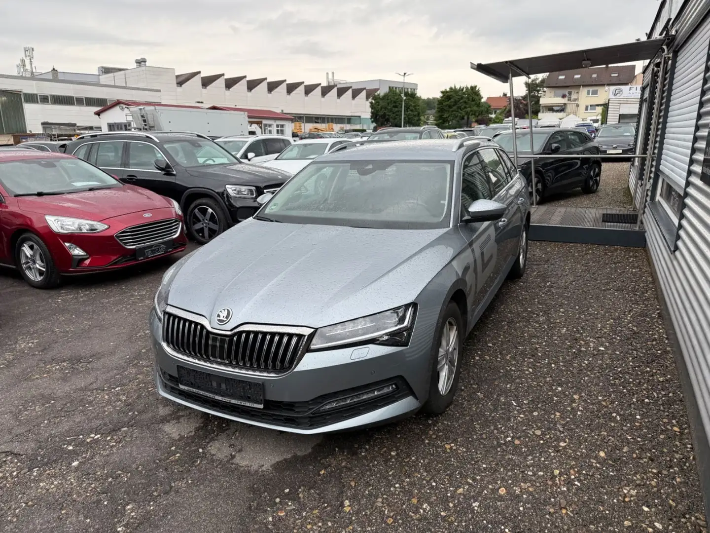 Skoda Superb Combi Ambition*DAB*LED*PDC Grijs - 1