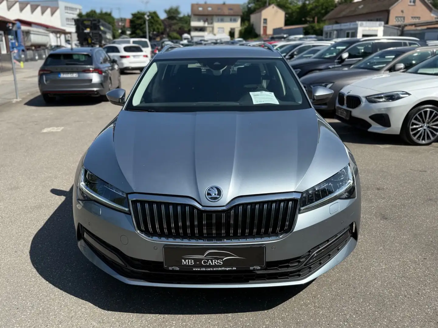 Skoda Superb Combi Ambition*DAB*LED*PDC Gris - 2