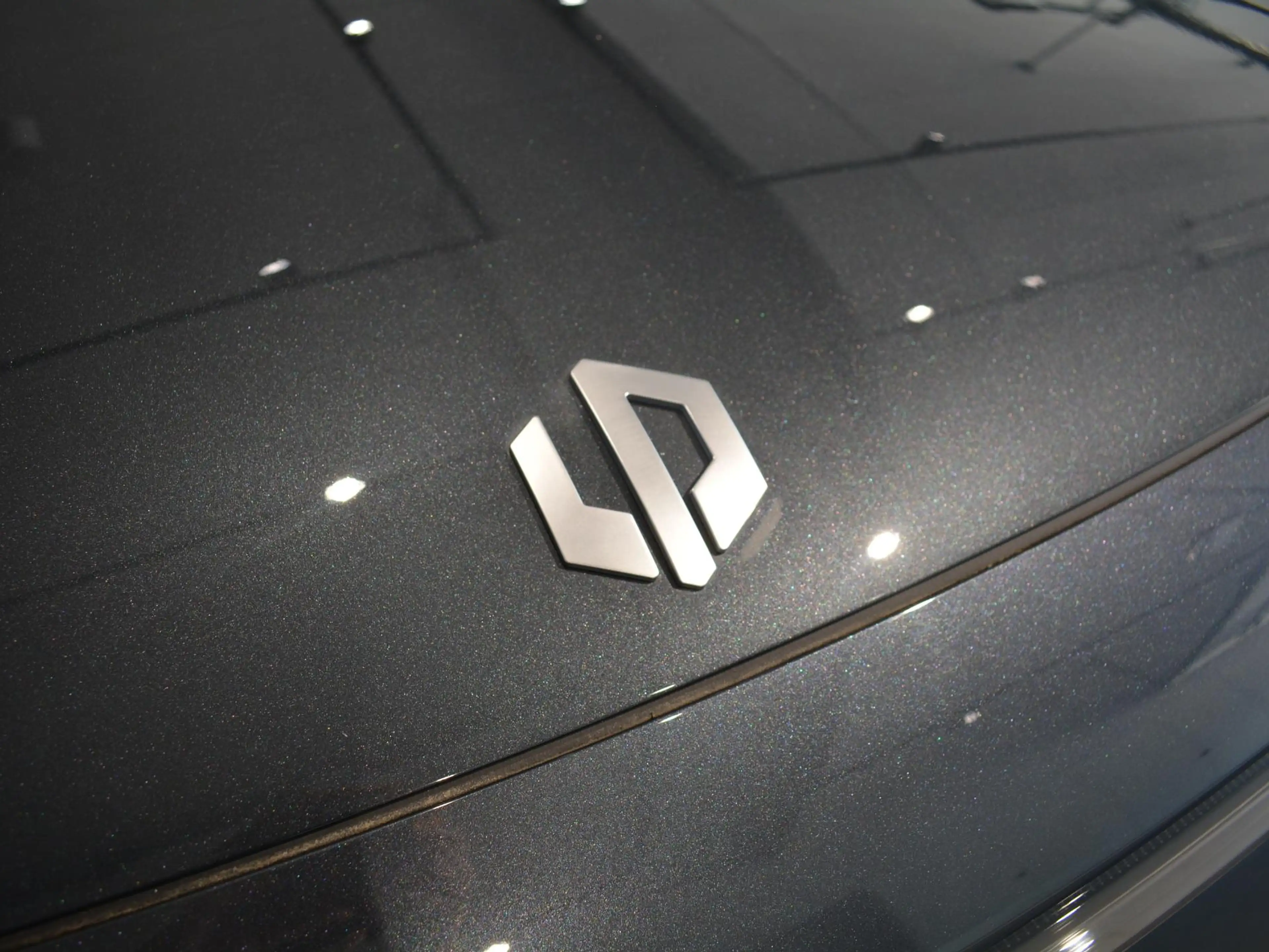 Leapmotor C10 Design REEV 28.4 kWh | Lederen interieur | Navigat — photo 8