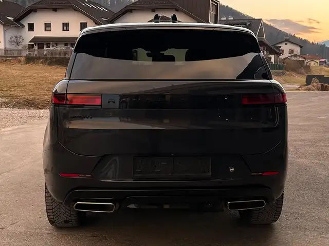 Land Rover Range Rover Sport Dynamic SE Hybrid Ansicht 12