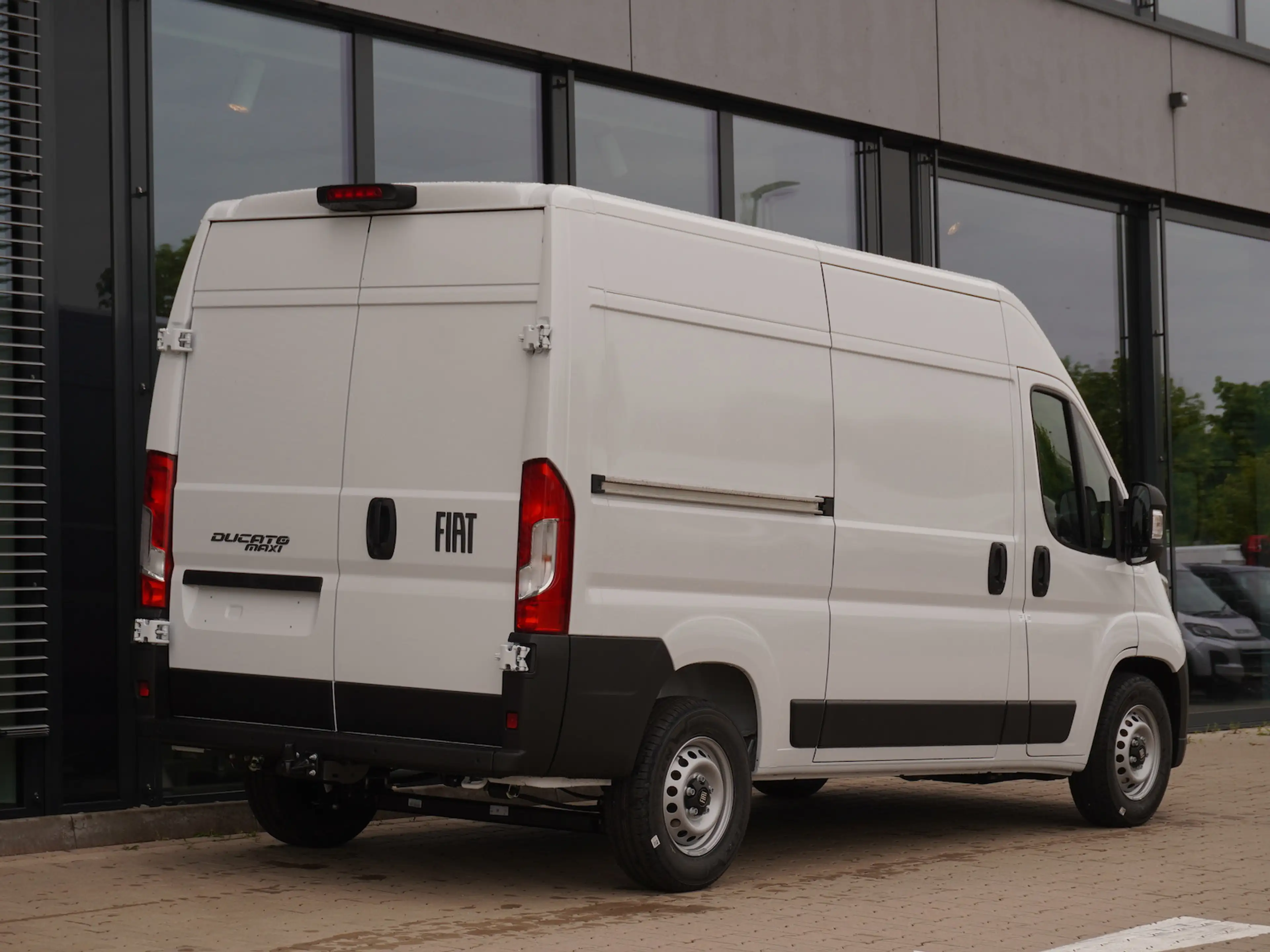 Fiat Ducato Maxi 35 L2H2 180 / 10-Zoll Navi — photo 2