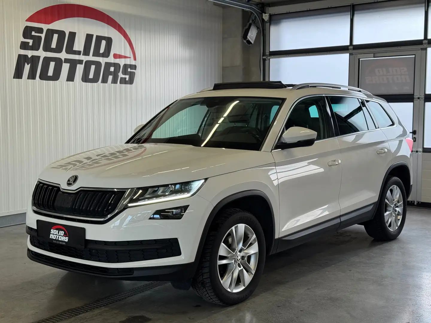 Skoda Kodiaq 2,0 TDI SCR 4x4 Style DSG/Pano/LederAlcantara/AHK/ Weiß - 1