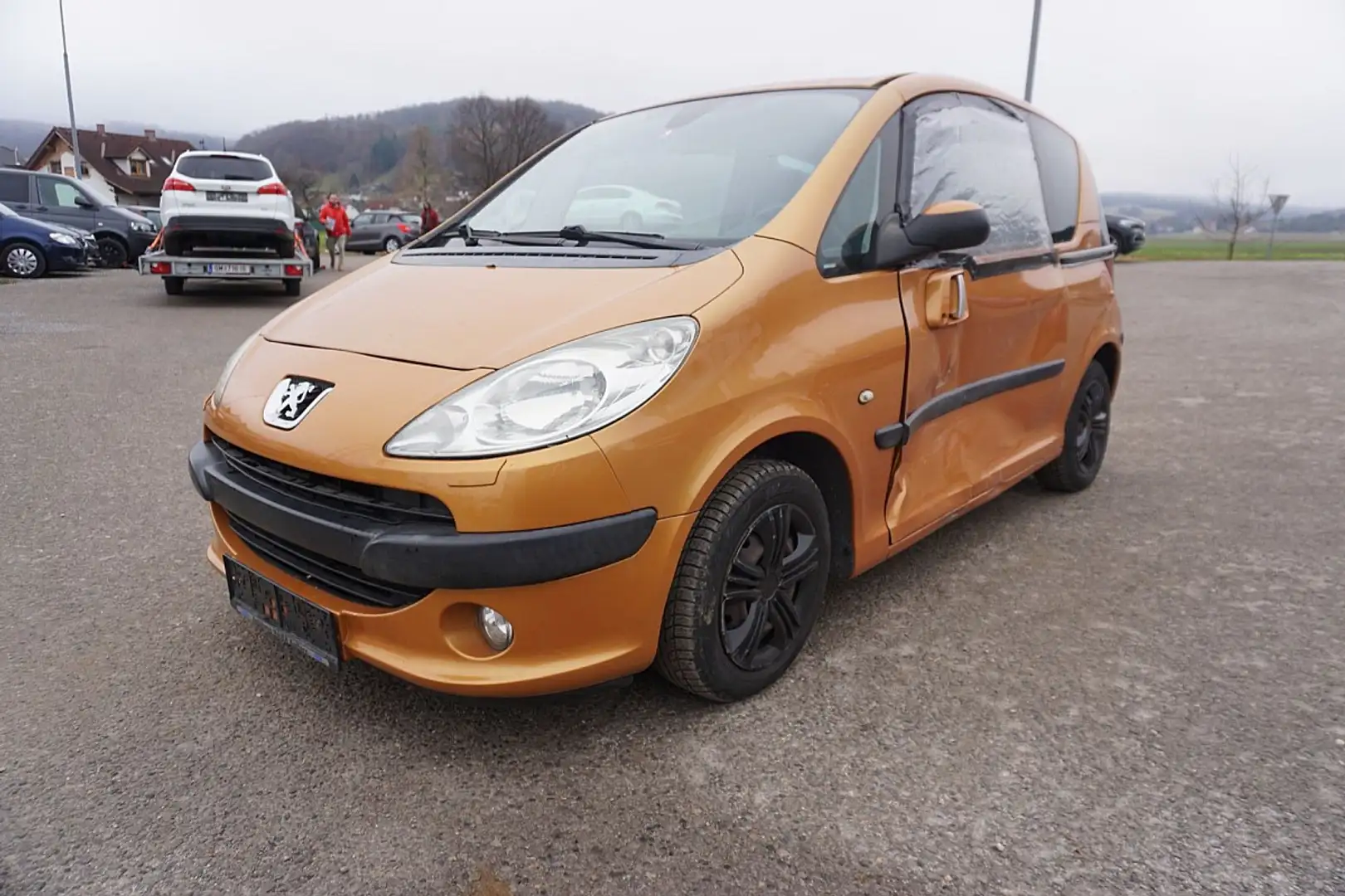 Peugeot 1007 Trendy 1,4 Orange - 2