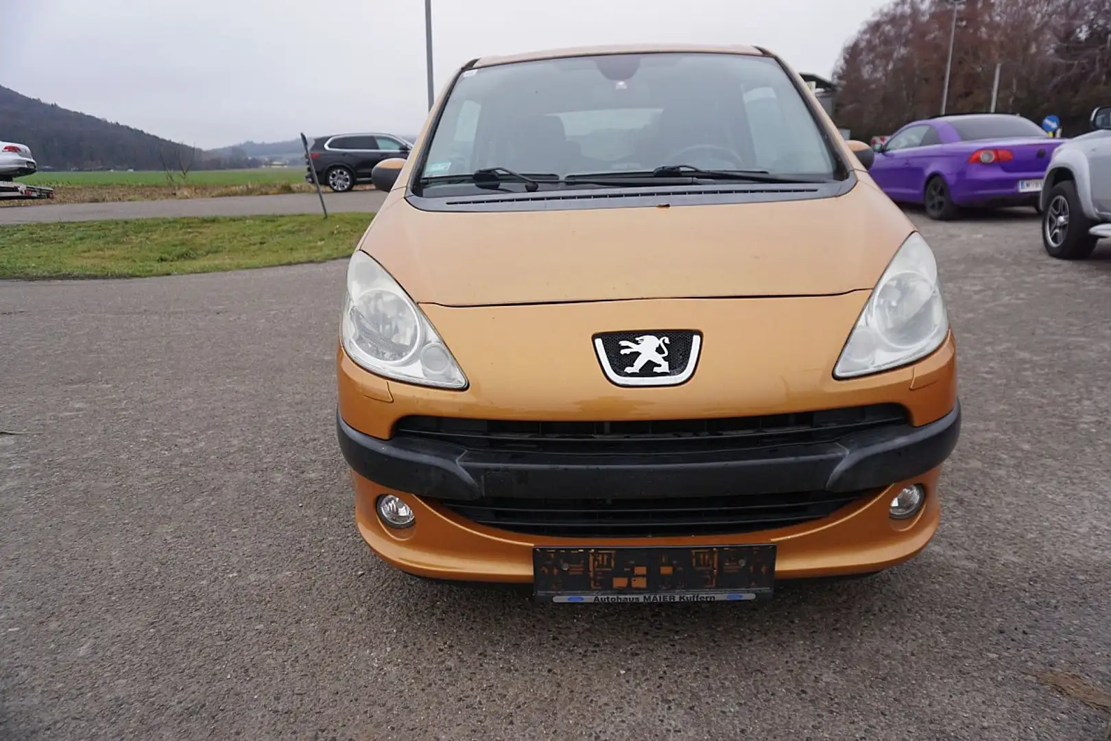Peugeot 1007 Trendy 1,4 Orange - 1