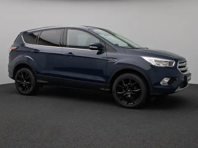 Ford Kuga view 4