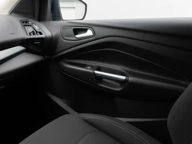 Ford Kuga view 28