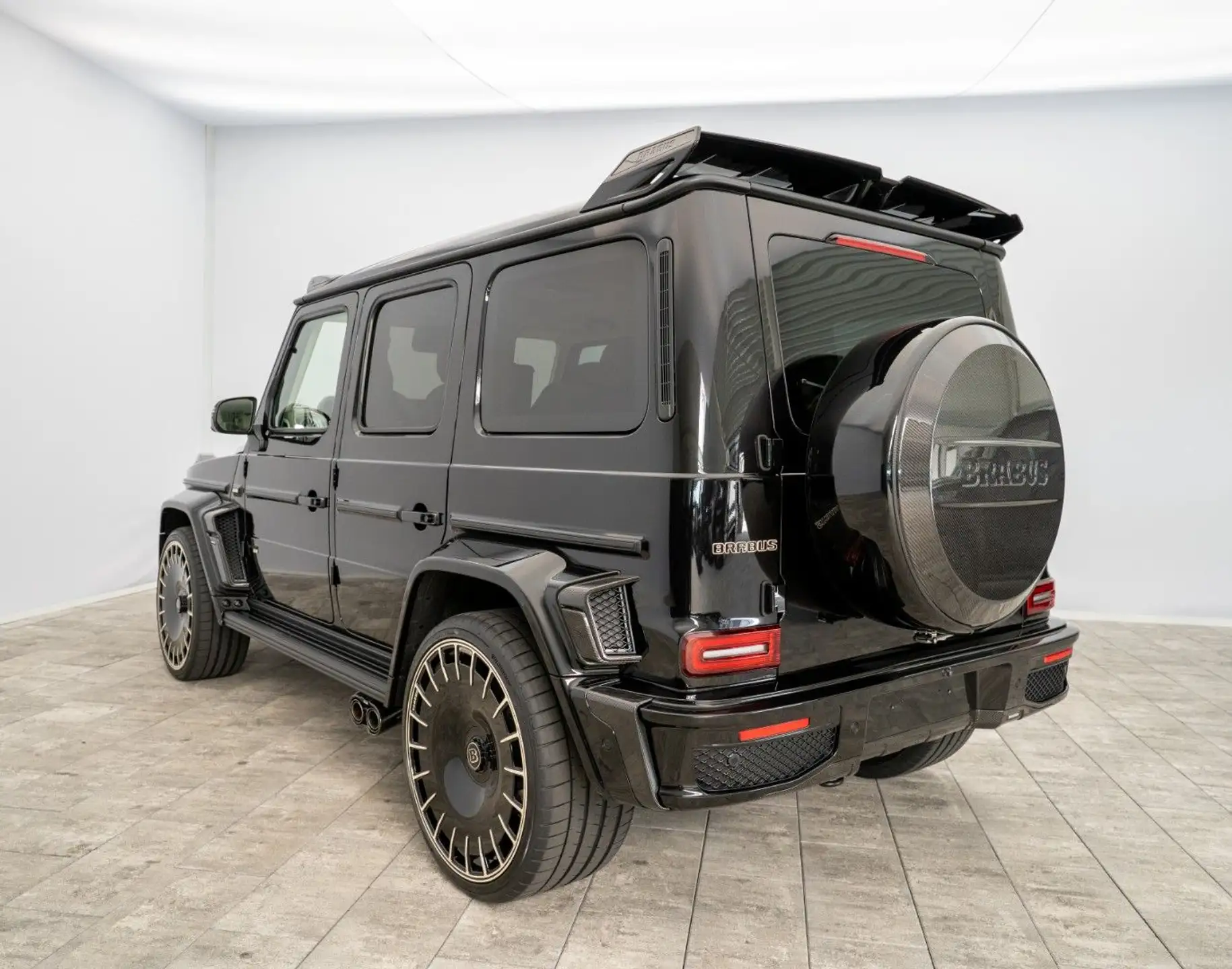 벤츠 G-Class G 63 AMG 2026 건메탈 사진 2