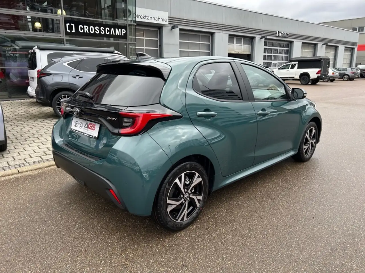 Toyota Yaris Hybrid 1,5L Teamplayer Safety + Comfort Paket 4