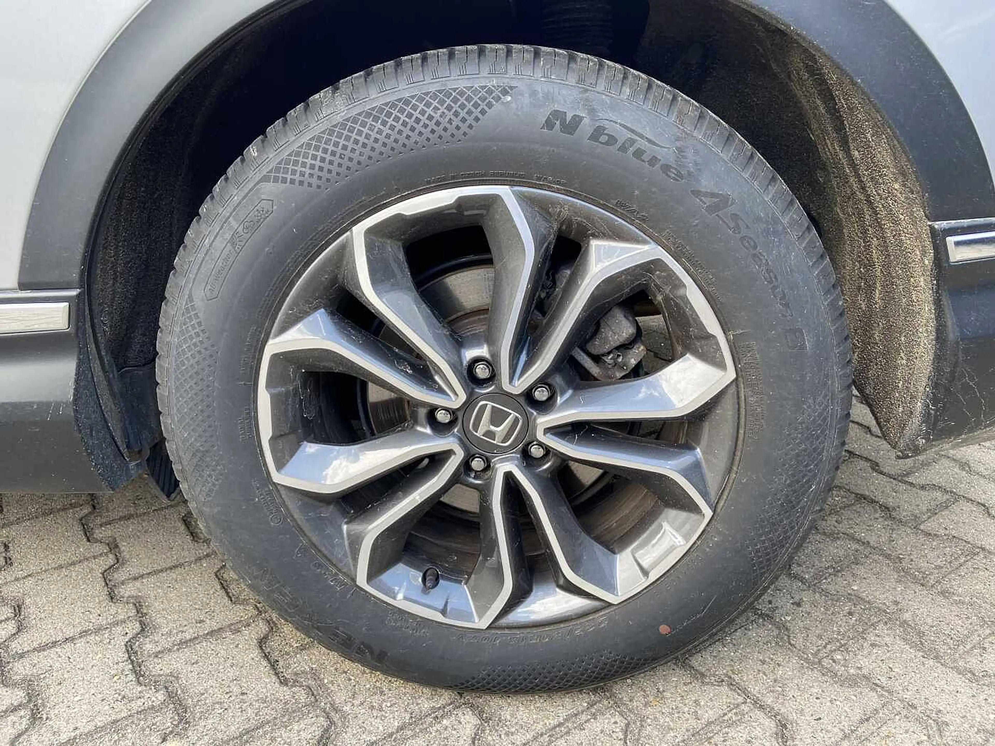 Honda CR-V e:HEV 2.0 i-MMD Hybrid 2WD Lifestyle — photo 8