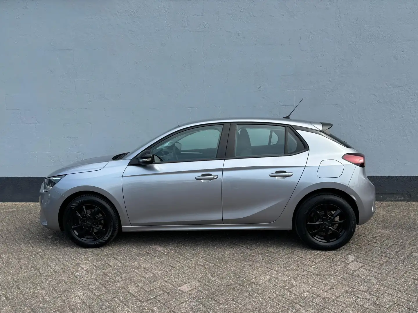 Opel Corsa 1.2 Edition - Carplay - Airco Grijs - 2