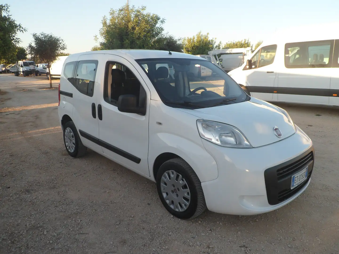 Fiat Qubo 5 posti autovettura Bianco - 2