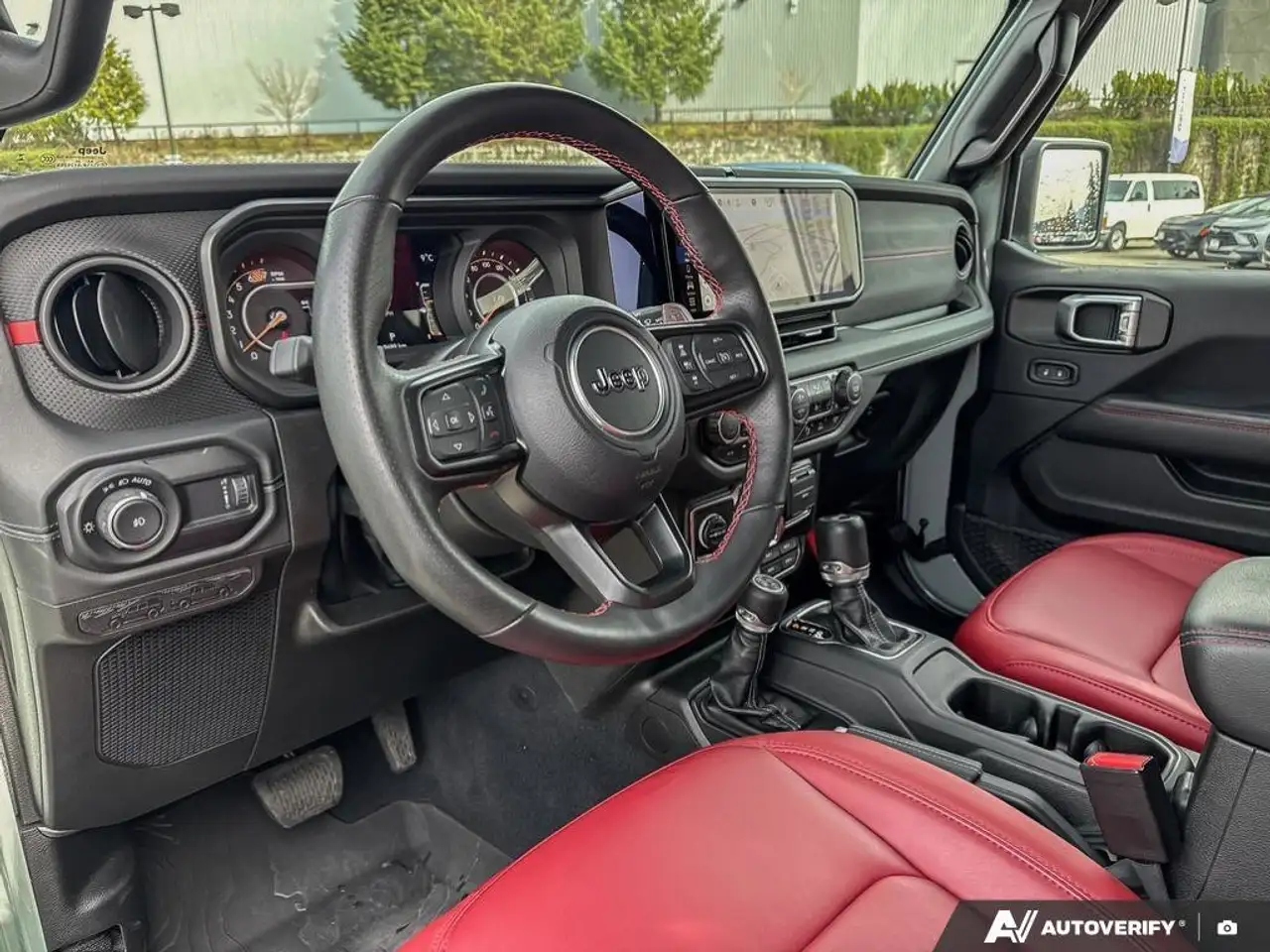 Jeep Wrangler снимка Jeep Wrangler