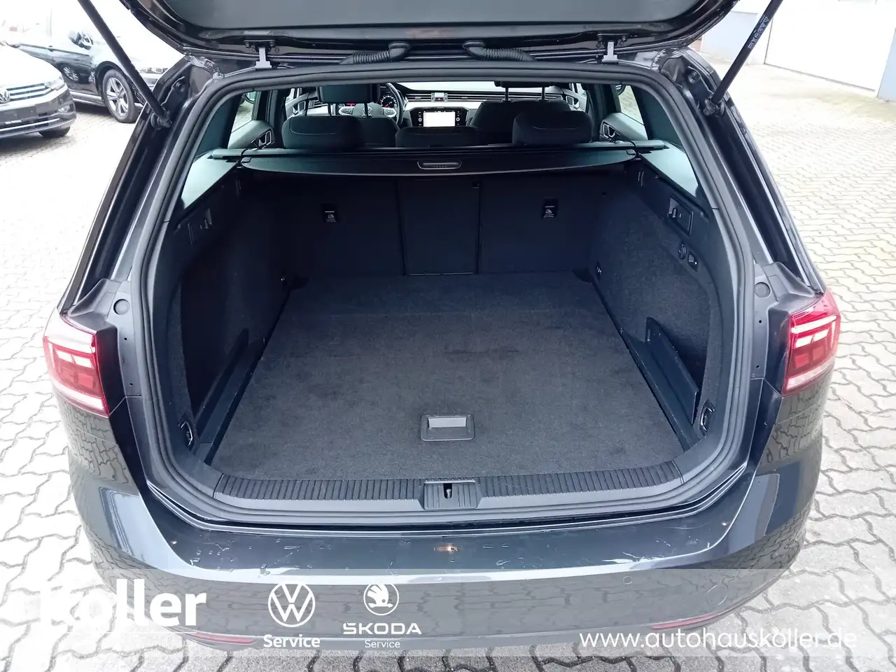 Volkswagen Passat Passat Variant 2.0 TDI DSG Business AHK Navi CAM 7