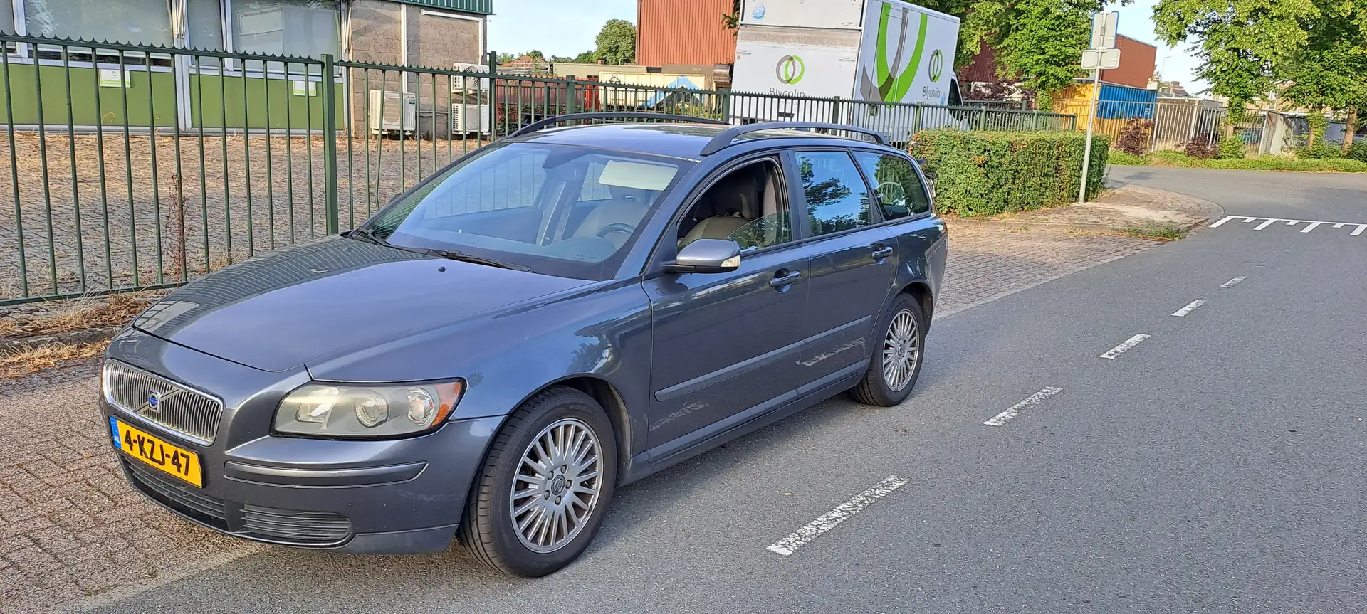 Volvo V50 V50 1.8 Kinetic Gris - 1