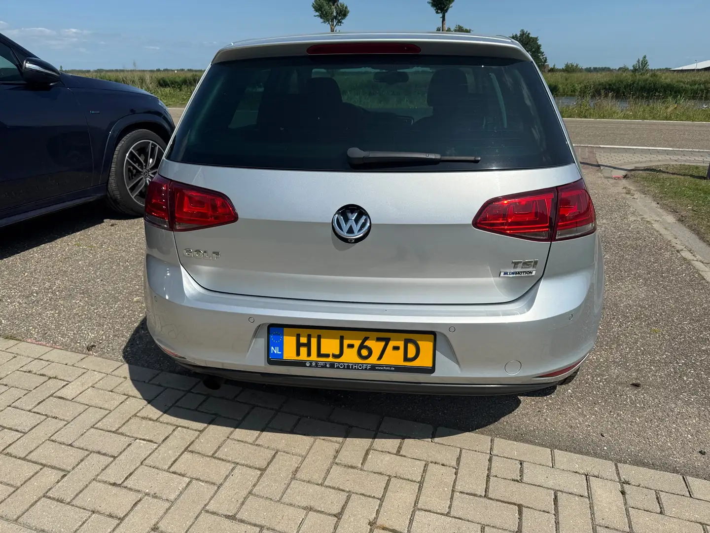 Volkswagen Golf Golf 1.2 TSI Con. Ser. - 2