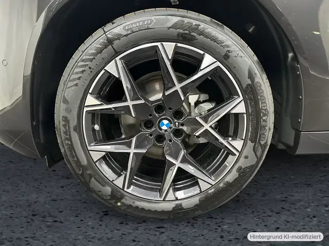 BMW X3 view 6