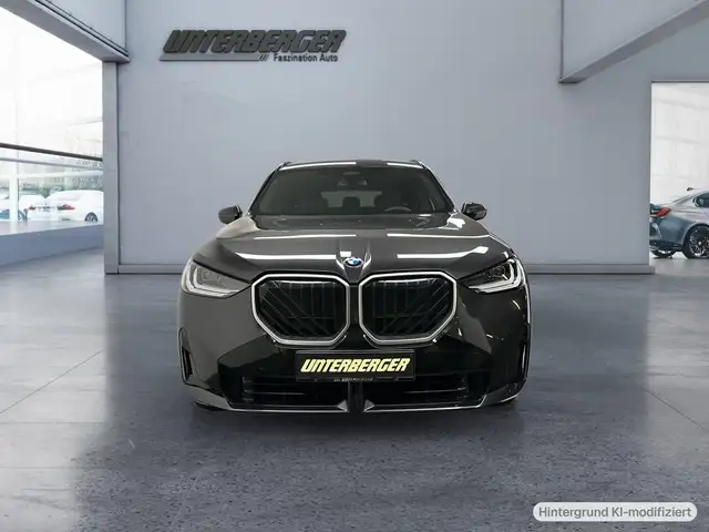 BMW X3 view 2