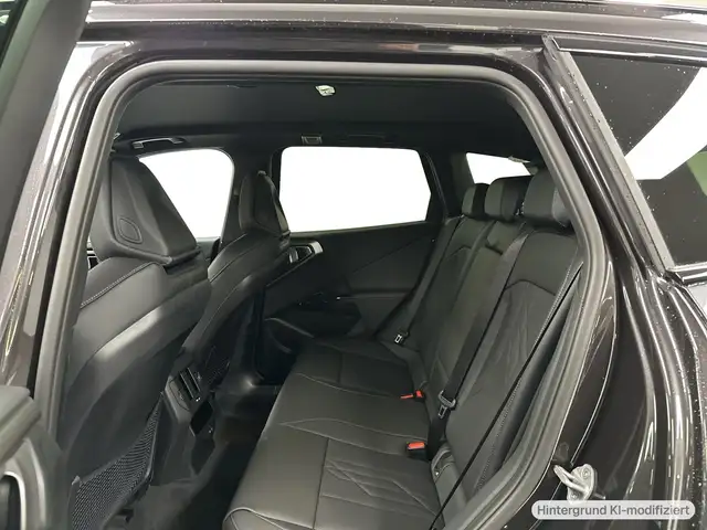 BMW X3 view 11