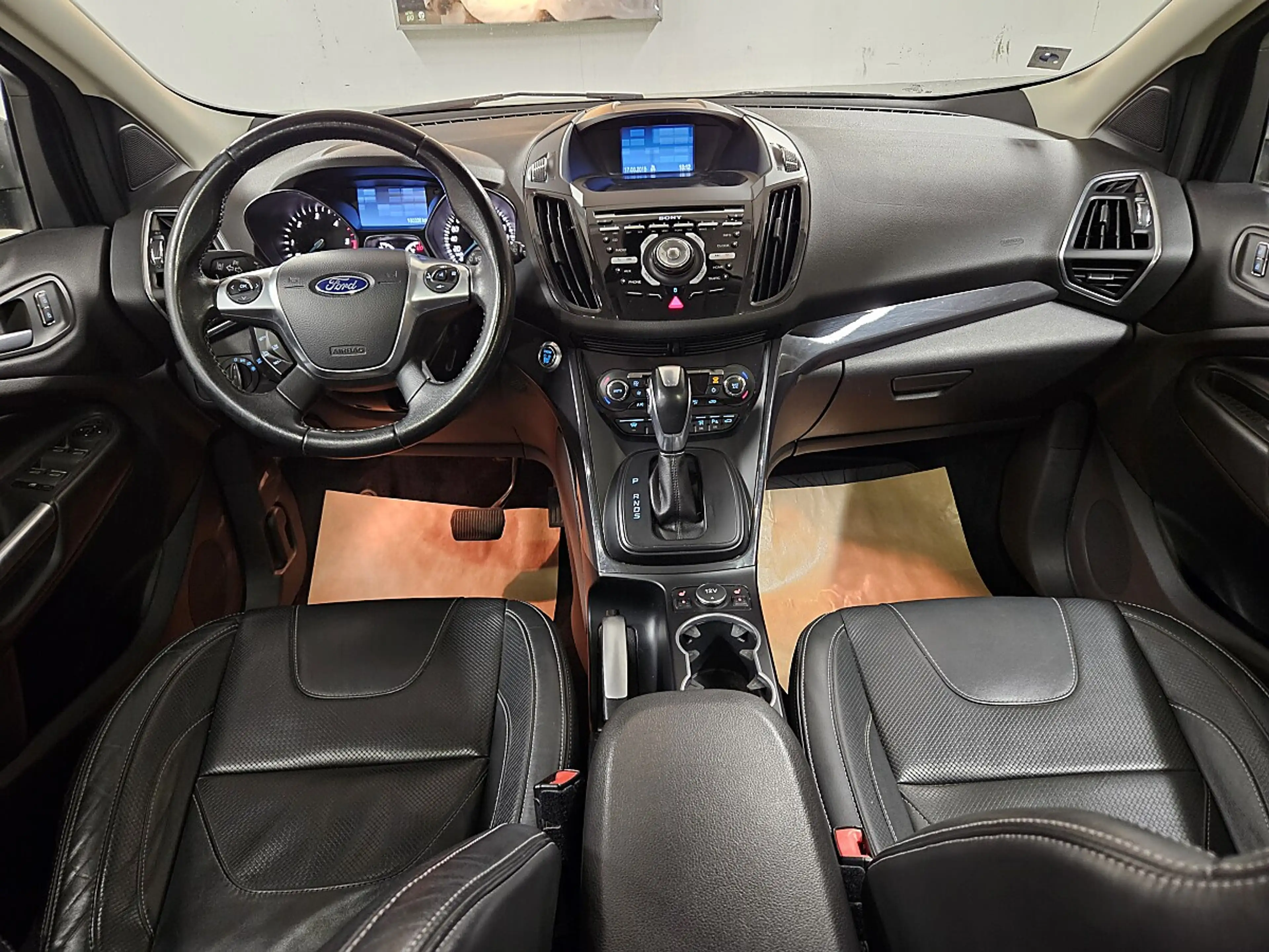 Ford Kuga 2,0 TDCi Titanium S 4x4 Aut. — photo 9