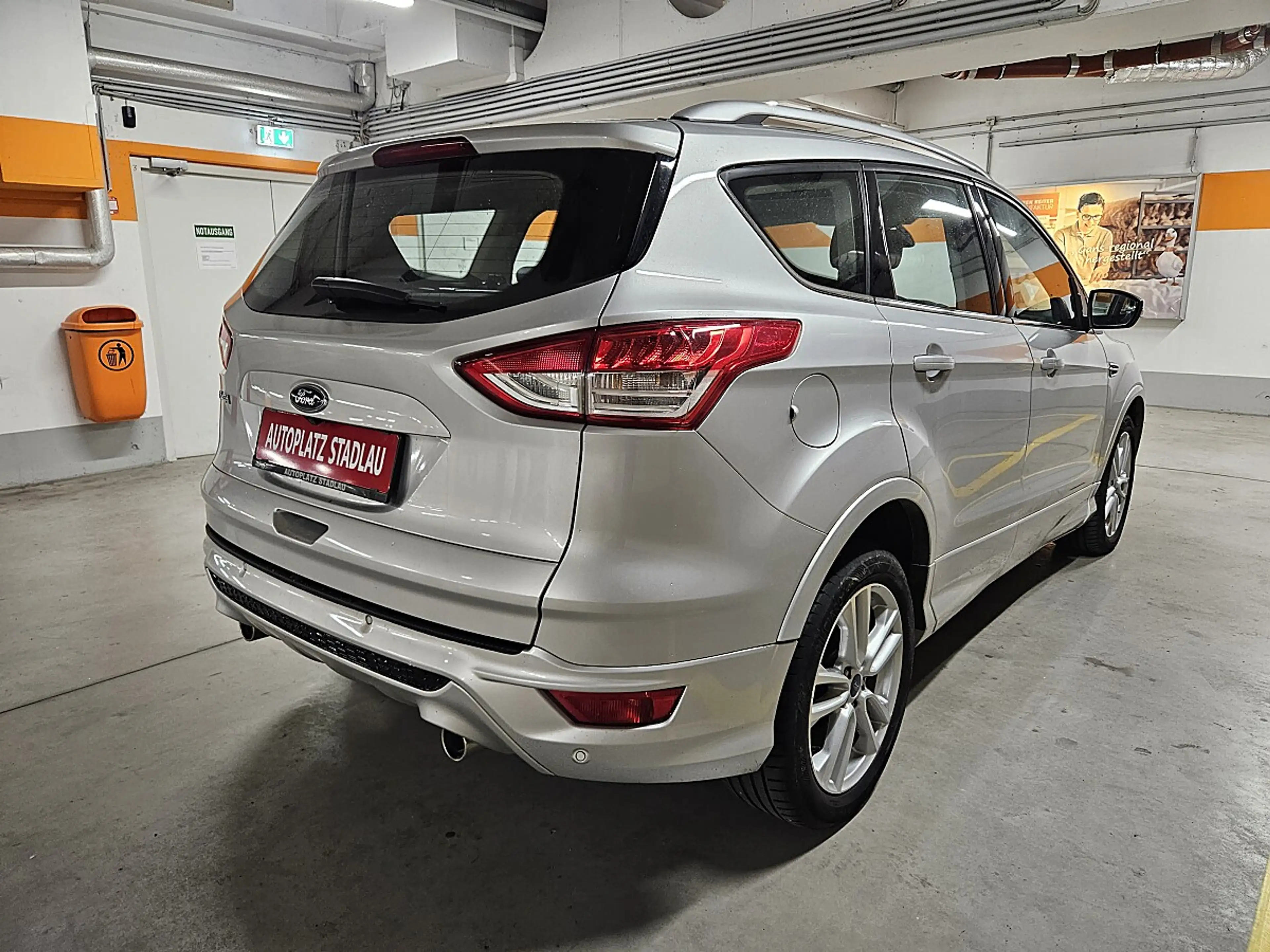 Ford Kuga 2,0 TDCi Titanium S 4x4 Aut. — photo 6